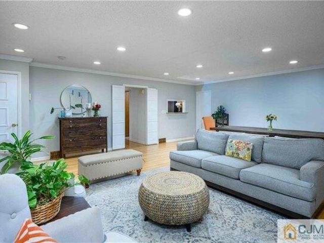 house with 4 bedroom, Franklin NJ ES105278584