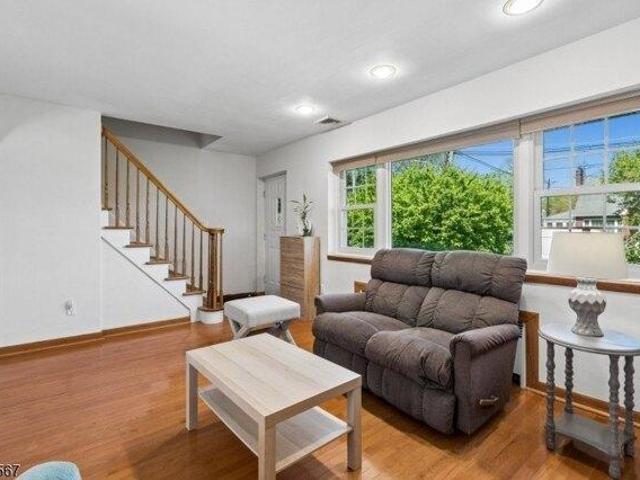 house with 4 bedroom, Garwood NJ ES105439660