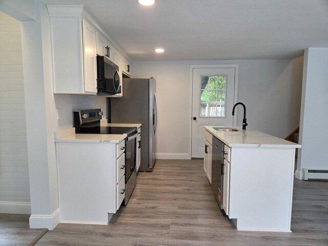 house with 4 bedroom, Gardner MA ES105495304