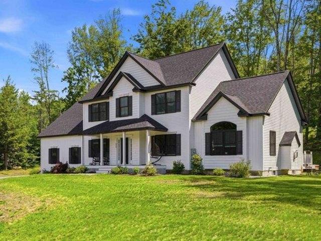house with 4 bedroom, Goffstown NH DS104235336