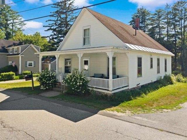 house with 4 bedroom, Goffstown NH ES104480946