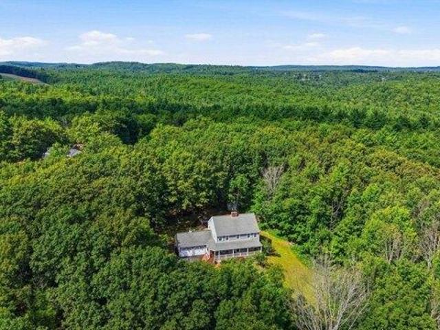 house with 4 bedroom, Goffstown NH ES105418294