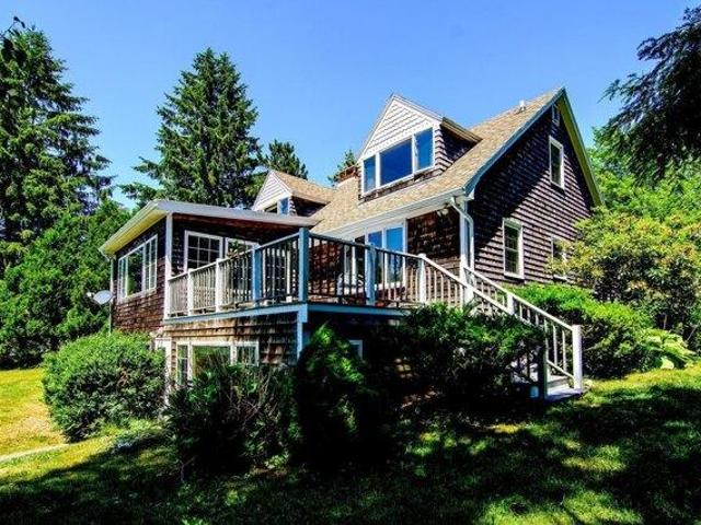 house with 4 bedroom, Gouldsboro ME ES105873449