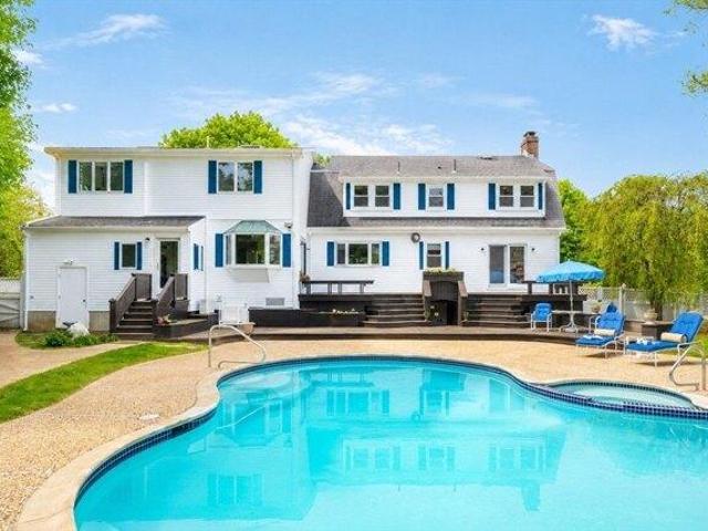 house with 4 bedroom, Gloucester MA ES104009067