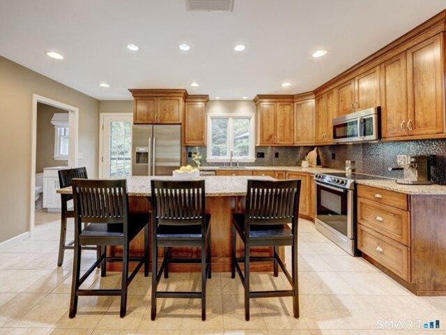 house with 4 bedroom, Glastonbury CT ES105427544