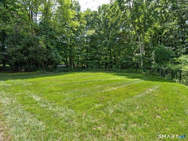house with 4 bedroom, Glastonbury CT ES105511903