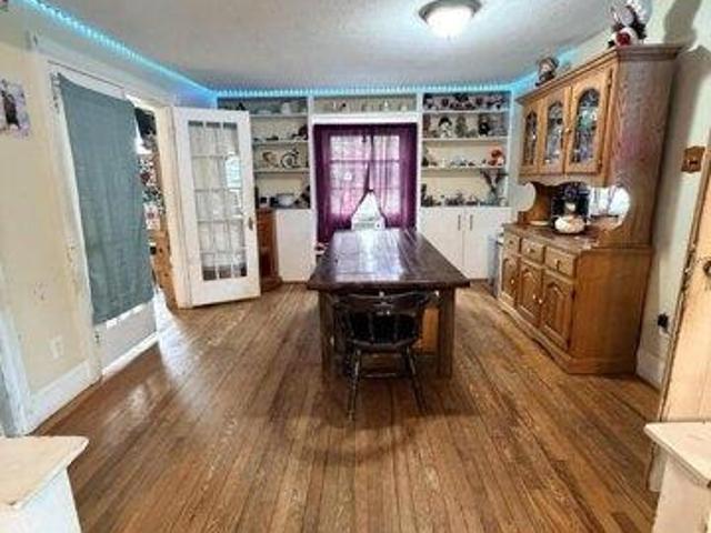 house with 4 bedroom, Glens Falls NY ES105289635