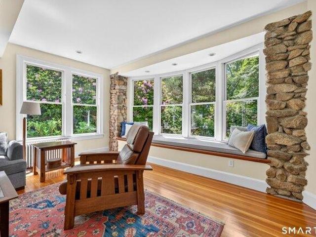 house with 4 bedroom, Groton CT ES105692382