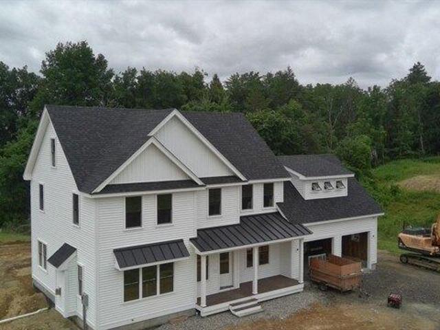 house with 4 bedroom, Groveland MA ES105560107