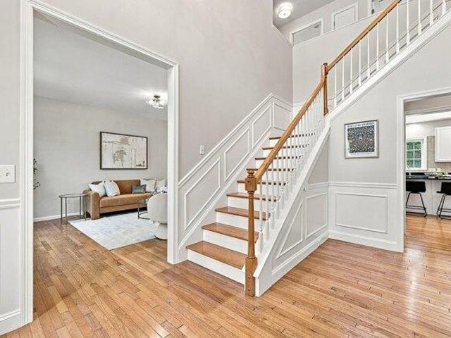 house with 4 bedroom, Grafton MA ES105440475