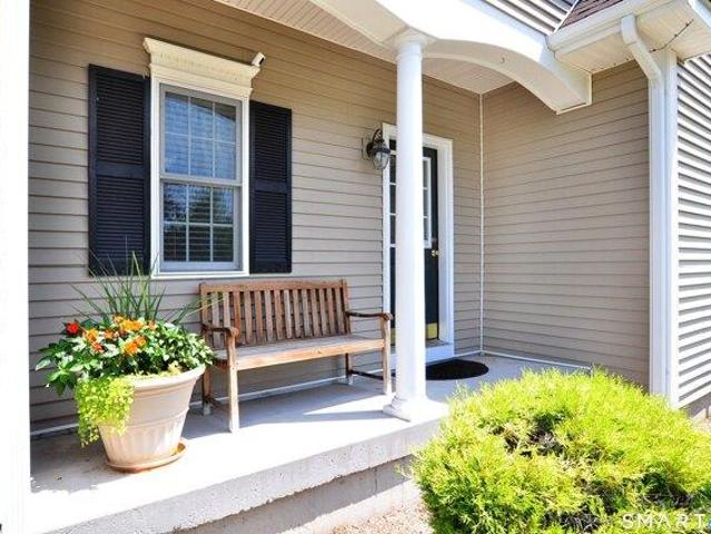 house with 4 bedroom, Granby CT ES105418467