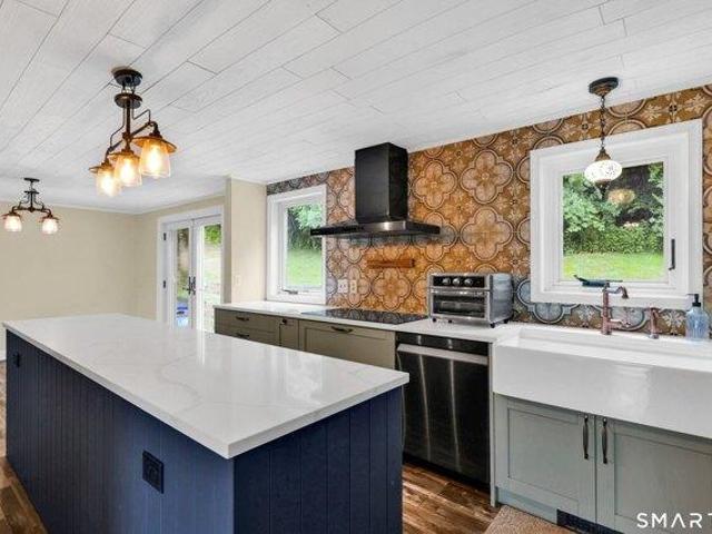 house with 4 bedroom, Granby CT ES105561713