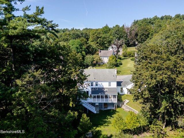 house with 4 bedroom, Great Barrington MA ES104514251