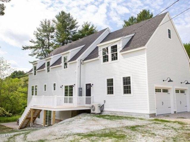 house with 4 bedroom, Great Barrington MA ES104604910