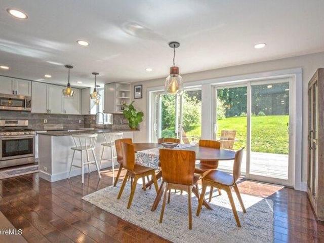 house with 4 bedroom, Great Barrington MA ES105258594