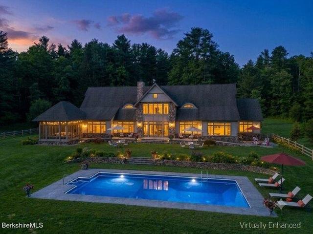 house with 4 bedroom, Great Barrington MA ES105512715