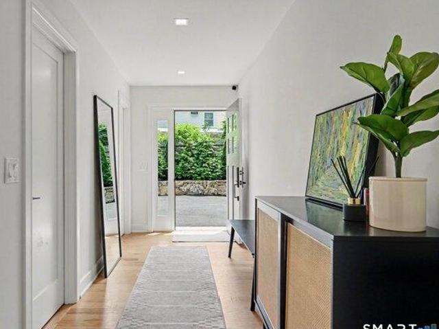 house with 4 bedroom, Greenwich CT ES104849546