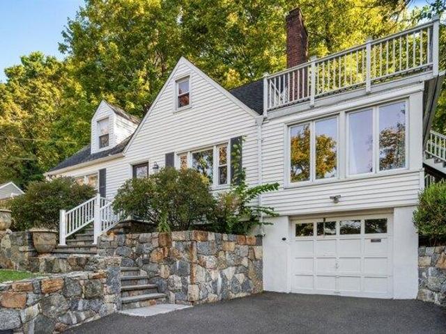 house with 4 bedroom, Greenwich CT ES105535844