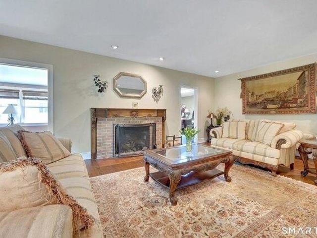 house with 4 bedroom, Greenwich CT ES105589679