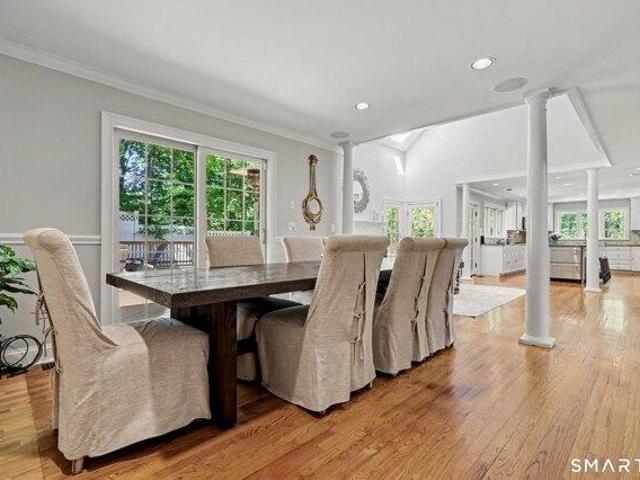house with 4 bedroom, Greenwich CT ES105255610