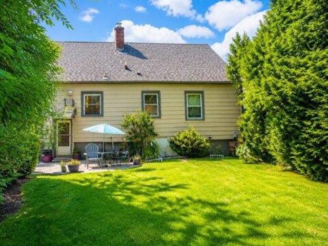 house with 4 bedroom, Hamden CT ES105478445