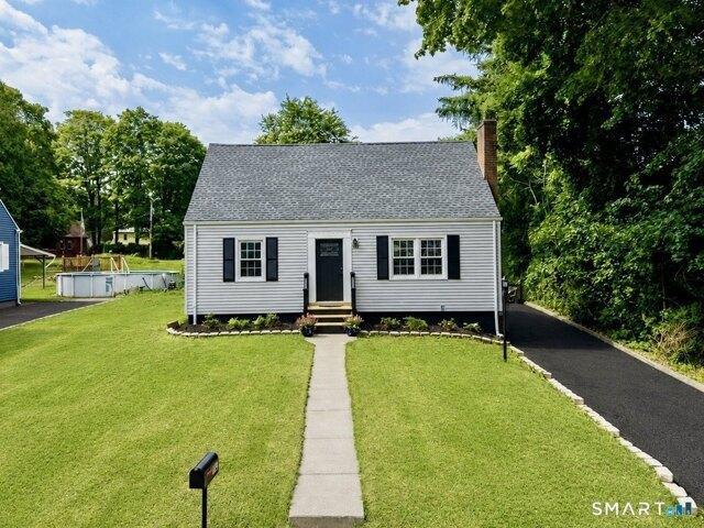 house with 4 bedroom, Hamden CT ES105659956