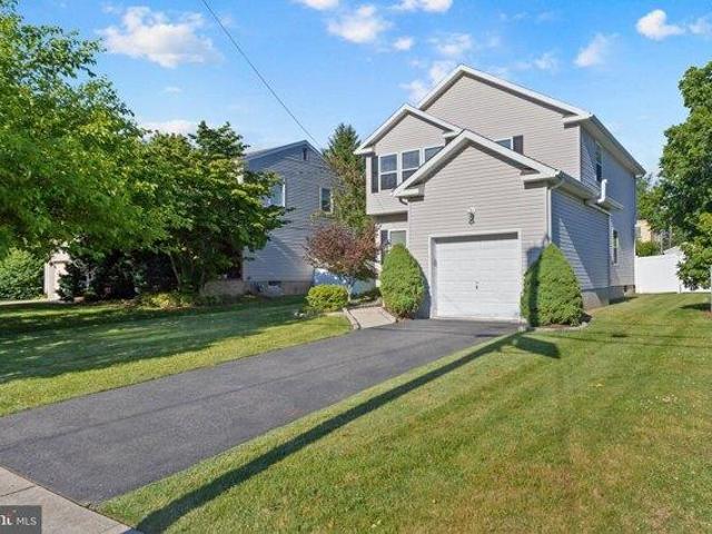 house with 4 bedroom, Hamilton NJ ES105276689