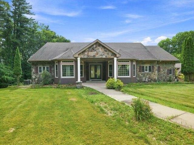 house with 4 bedroom, Hampden MA ES105660452