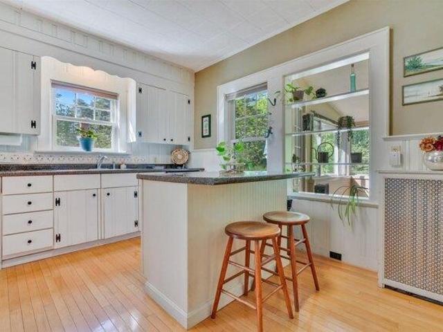 house with 4 bedroom, Hampton NH ES103885446