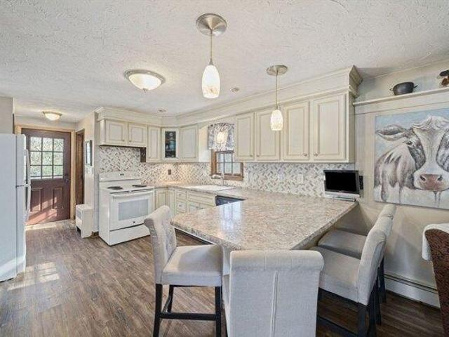 house with 4 bedroom, Hanover MA ES105497391
