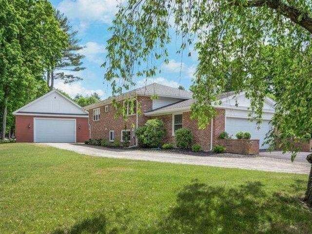 house with 4 bedroom, Hanover MA ES105514032