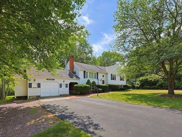 house with 4 bedroom, Hanover MA ES105535707