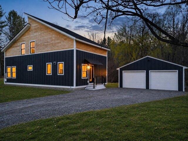 house with 4 bedroom, Hanover NH ES104608709
