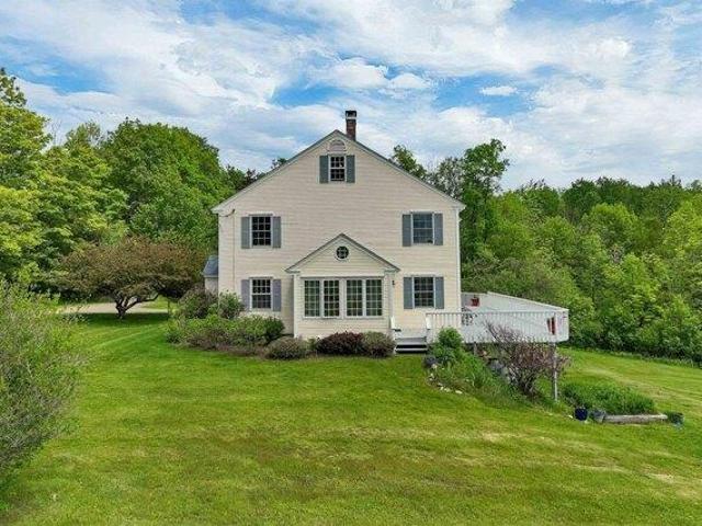 house with 4 bedroom, Hanover NH ES105588666