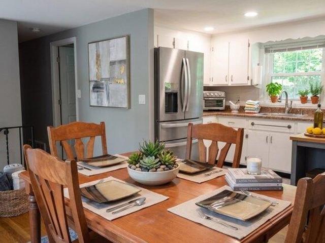 house with 4 bedroom, Halifax MA ES105680593