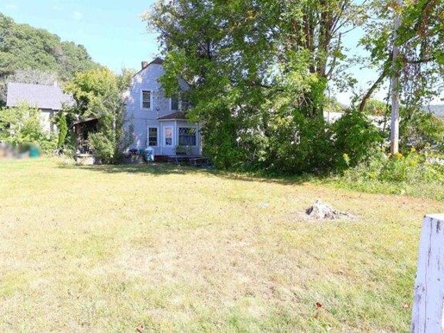 house with 4 bedroom, Hartford VT ES105512290
