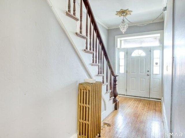 house with 4 bedroom, Hartford CT ES105402572