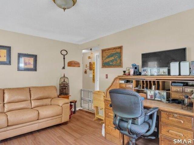 house with 4 bedroom, Hartford CT ES105513297