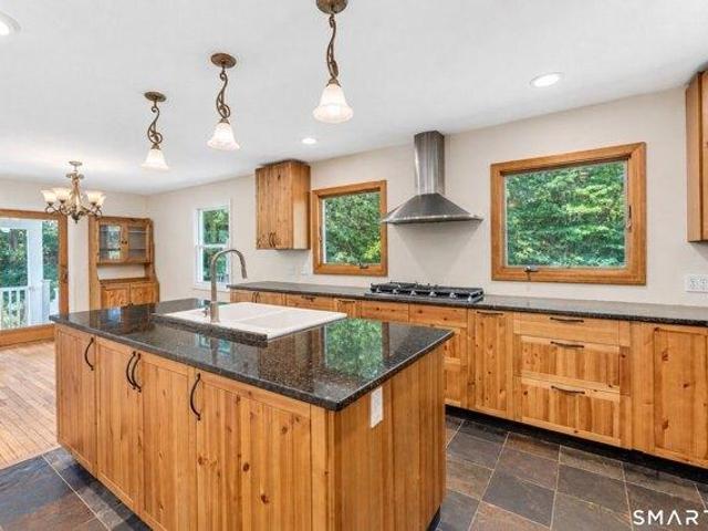 house with 4 bedroom, Harwinton CT ES105427209