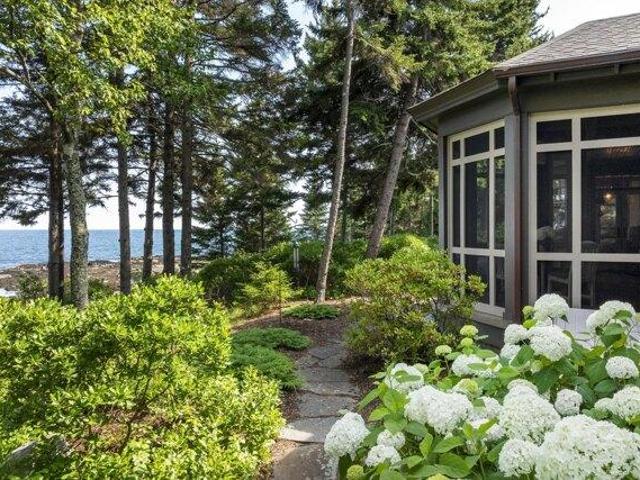 house with 4 bedroom, Harpswell ME ES105678813