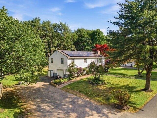 house with 4 bedroom, Haverhill MA ES104544123