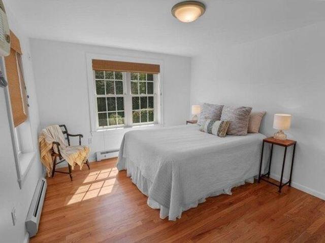 house with 4 bedroom, Haverhill MA ES105422668