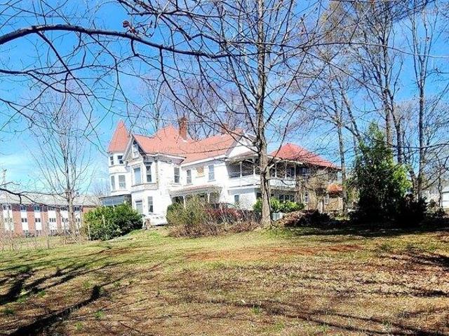 house with 4 bedroom, Haverhill MA ES105478374
