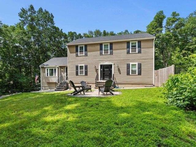 house with 4 bedroom, Haverhill MA ES105613663