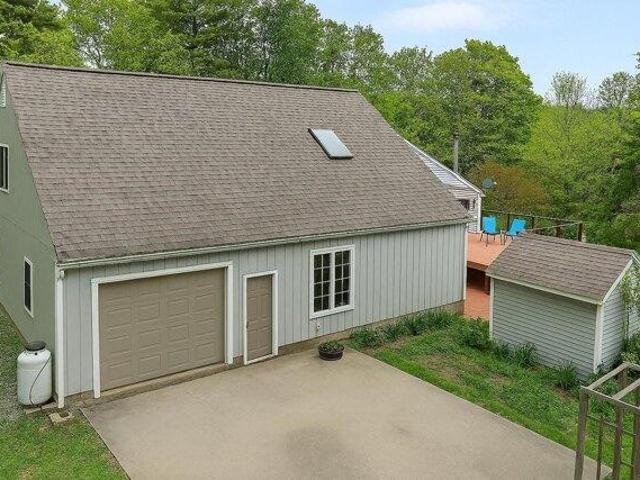 house with 4 bedroom, Henniker NH ES104331332
