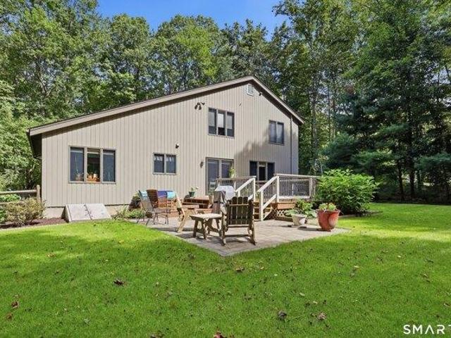 house with 4 bedroom, Hebron CT ES105547870