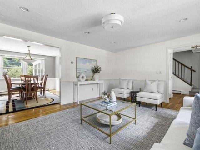 house with 4 bedroom, Hingham MA ES105492737