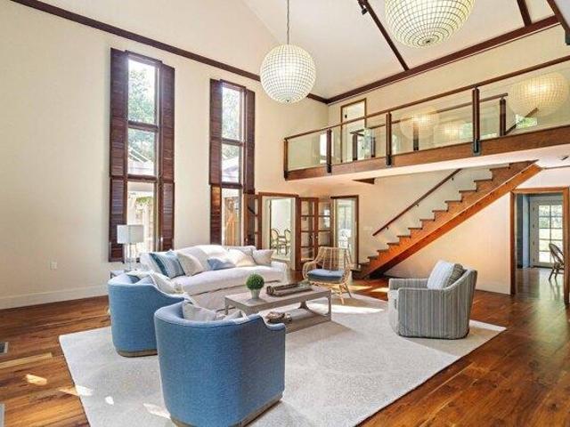 house with 4 bedroom, Hingham MA ES105649637