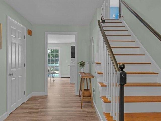 house with 4 bedroom, Holden MA ES104478420