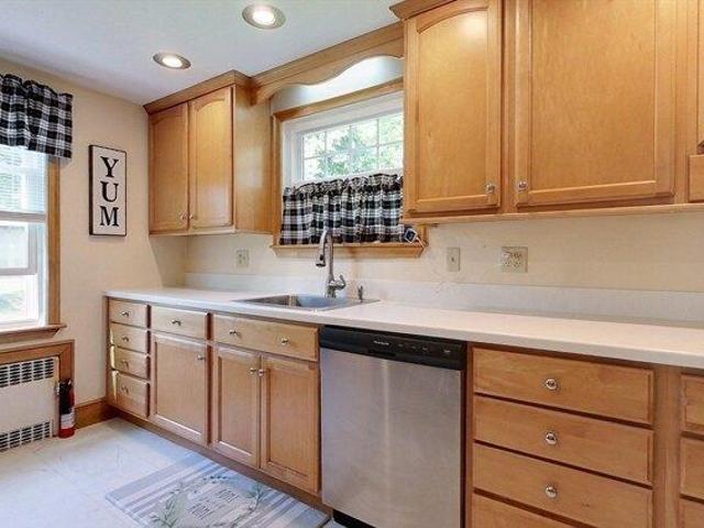 house with 4 bedroom, Holden MA ES104481850